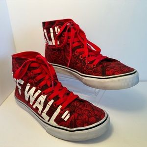 Van’s Off The Wall Men’s size 9H Red Patterned Sneakers